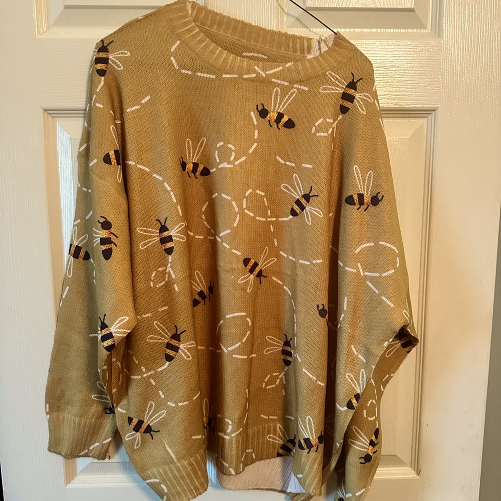 Mustard/lime Bee sweater